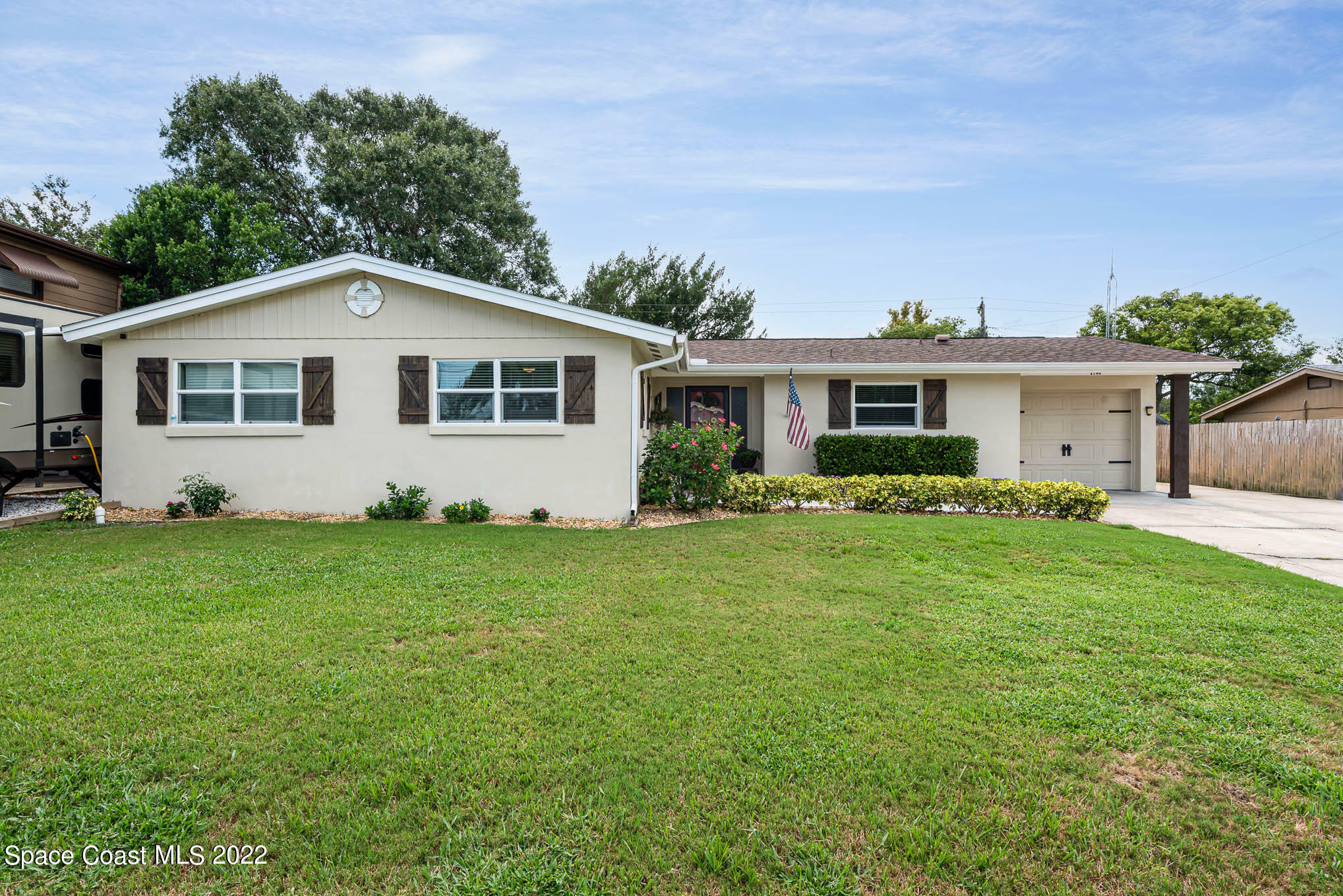 Property Photo:  2765 Pine Ridge Drive  FL 32780 