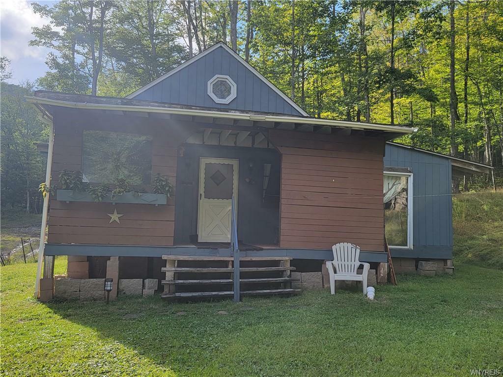 Property Photo:  647 Sanford Hollow Road  NY 14754 