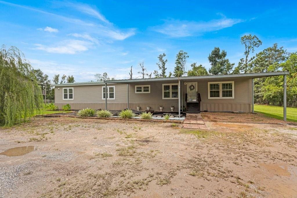 Property Photo:  817 Lynnwood Avenue  LA 70663 