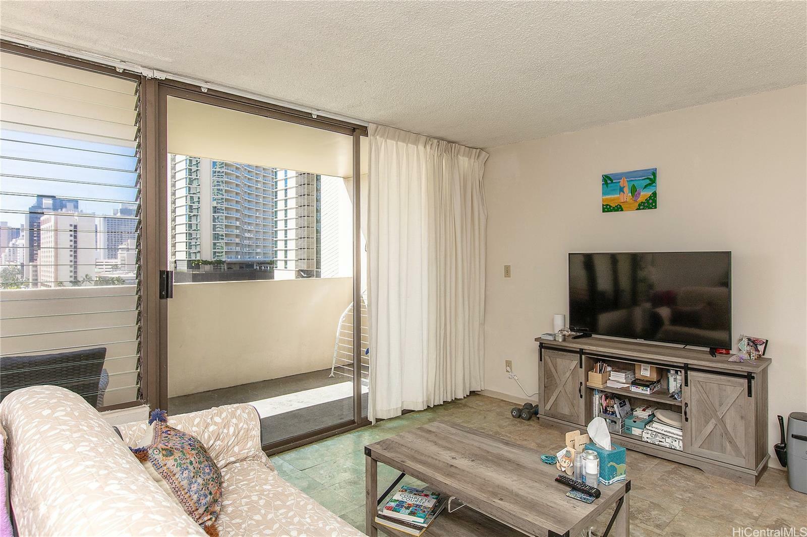 Property Photo:  2092 Kuhio Avenue 1202  HI 96815 