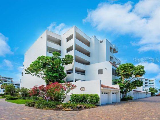 Property Photo: 1485 Gulf Of Mexico Drive 103 FL 34228