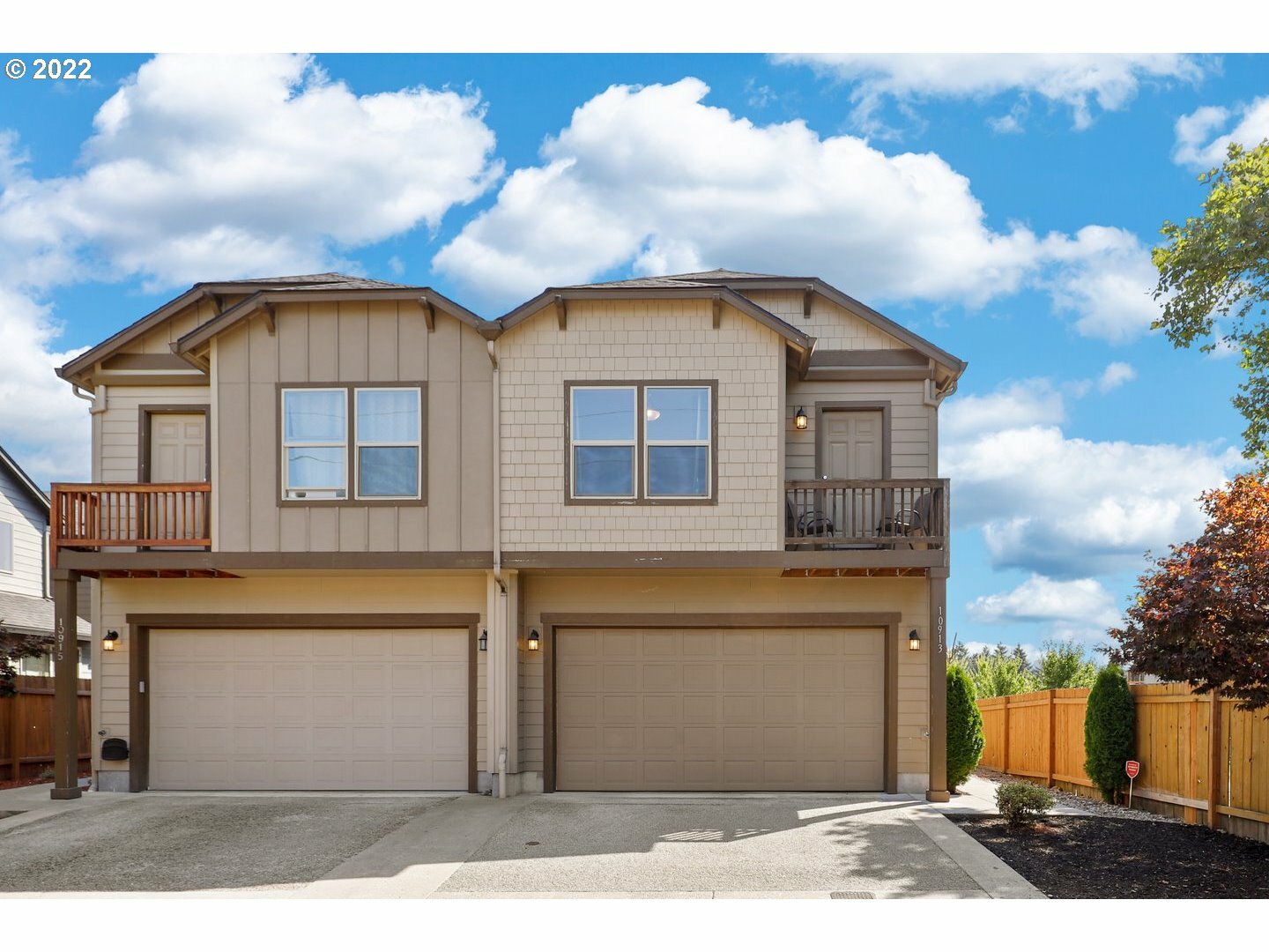 Property Photo: 10913 NE 44th St WA 98682