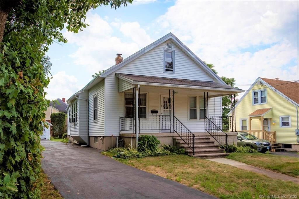 Property Photo: 6 Avon Street CT 06040