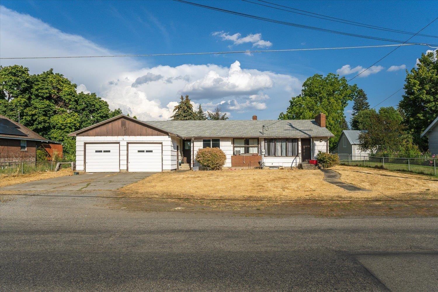 Property Photo:  6720 N Smith St  WA 99217 