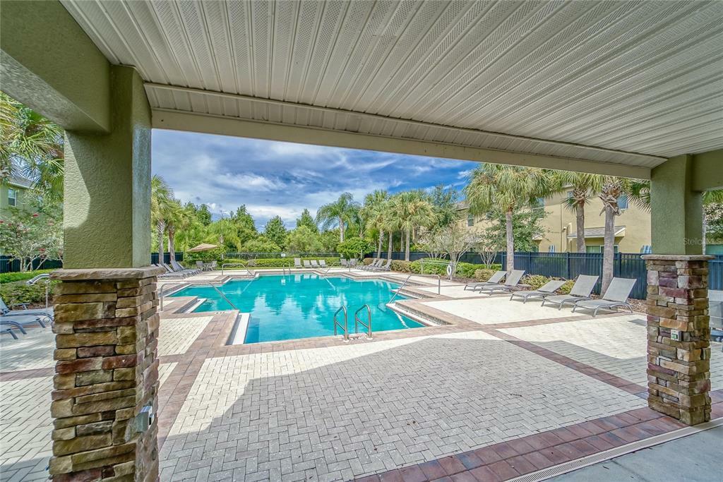 Property Photo:  2722 Hampton Green Lane  FL 33511 