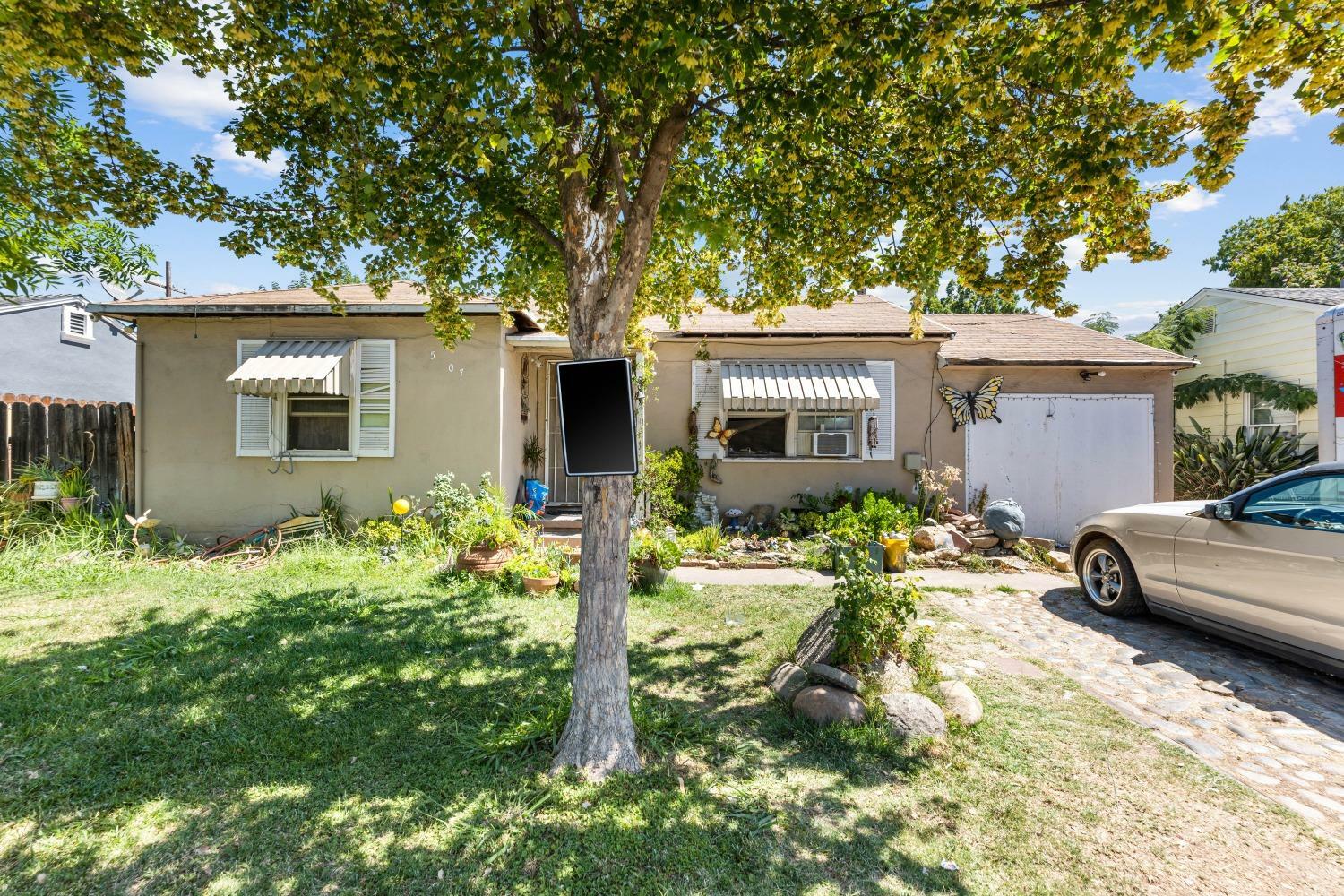 Property Photo:  5607 Sampson Boulevard  CA 95824 