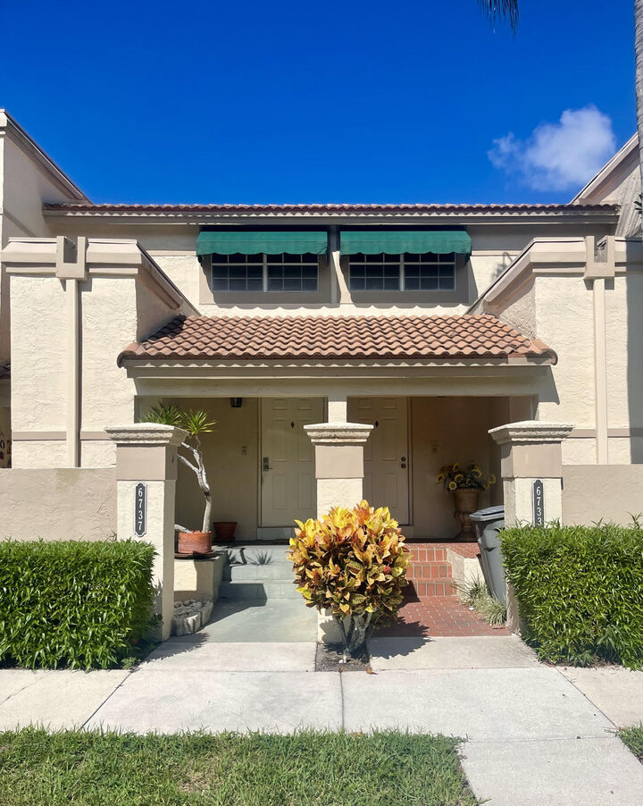6737 Via Regina  Boca Raton FL 33433 photo