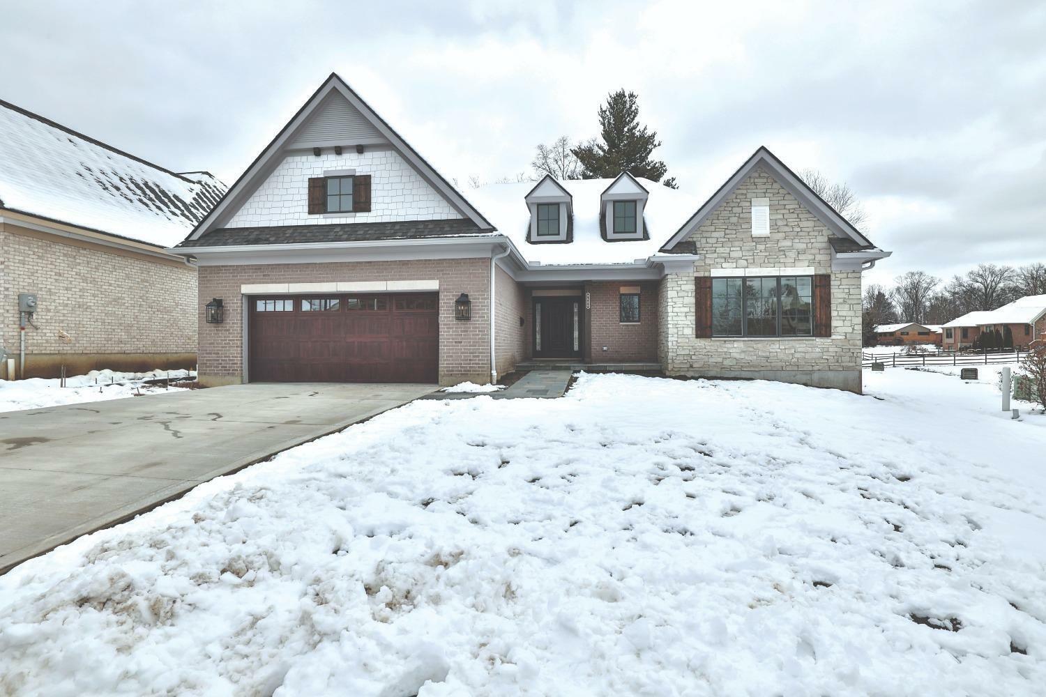 Property Photo:  9686 Park Manor  OH 45242 