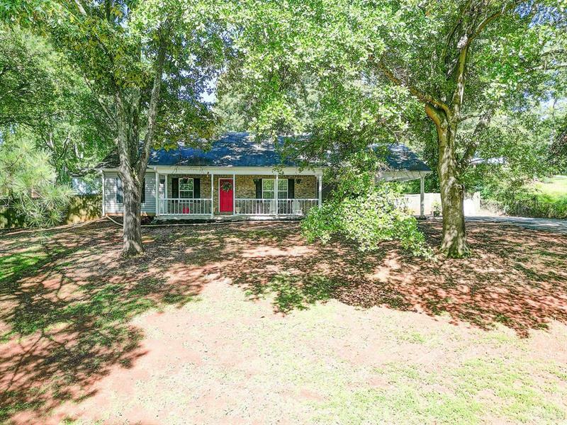 Property Photo:  84 Eastview Terrace SE  GA 30120 