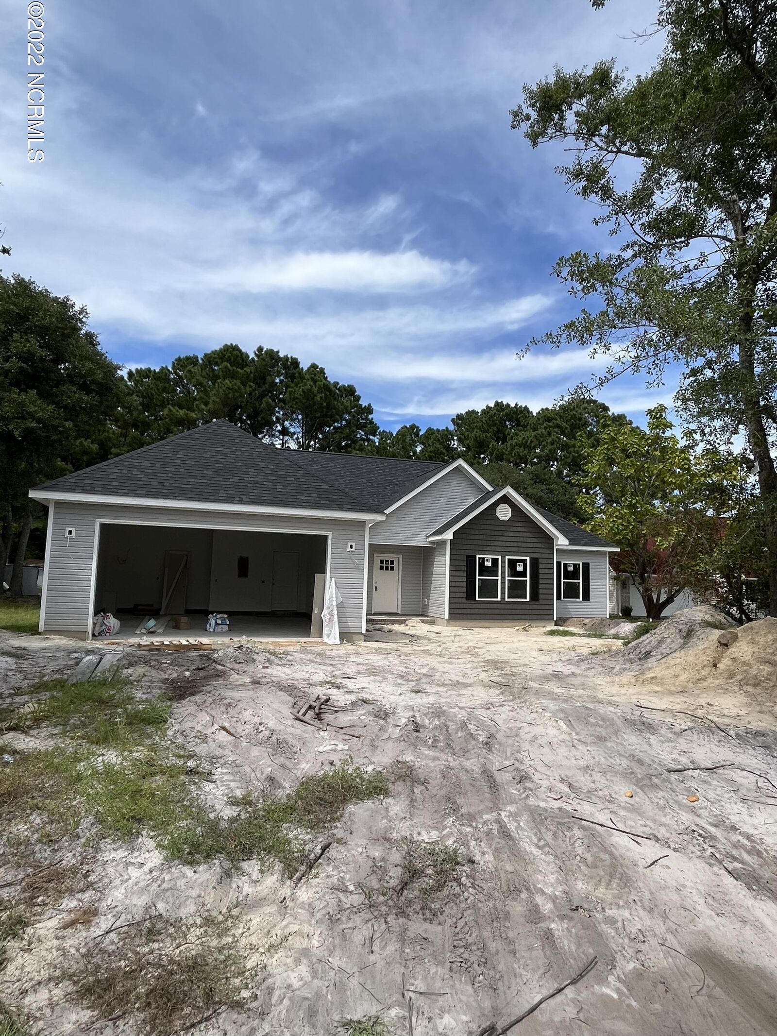 Property Photo:  111 Sussex Lane  NC 28539 