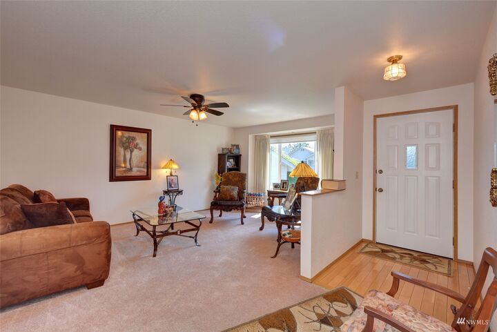 Property Photo: 2631 Club Court 306 WA 98273