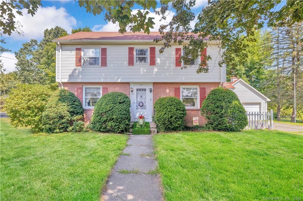 Property Photo: 89 Middle Road CT 06082