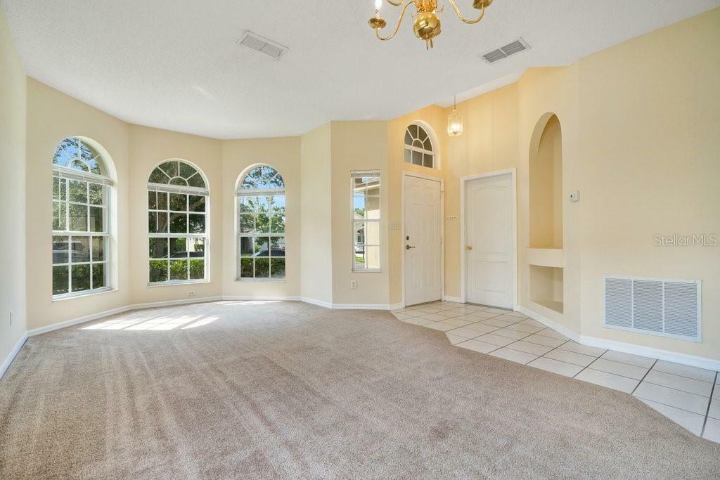 Property Photo: 14841 Huntley Drive FL 32828