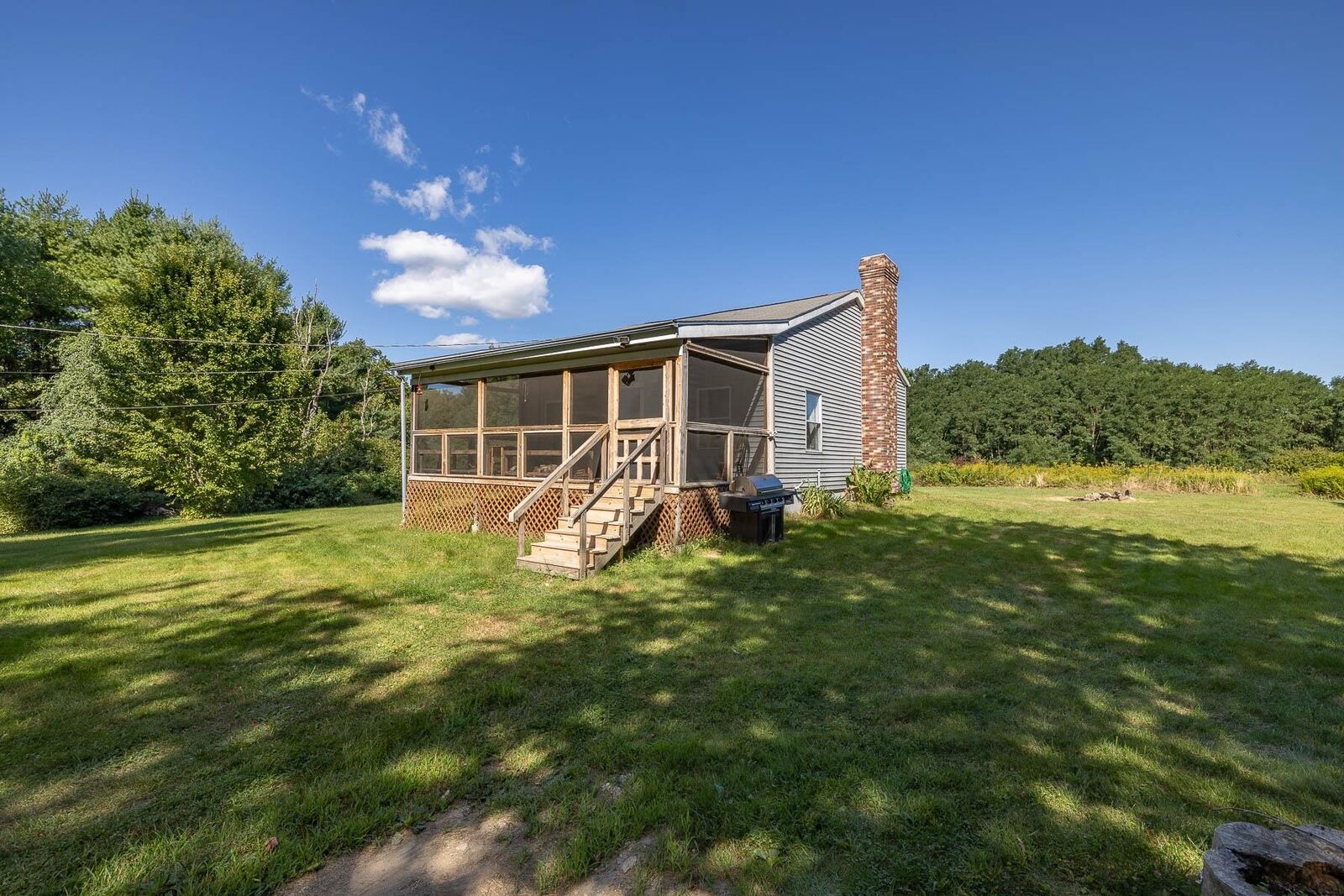 Property Photo:  183 South Road  NH 03833 