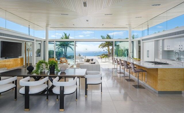 Property Photo:  9438 La Jolla Farms Road  CA 92037 