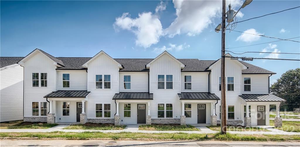 Property Photo: 668 W Cemetery Street NC 28144