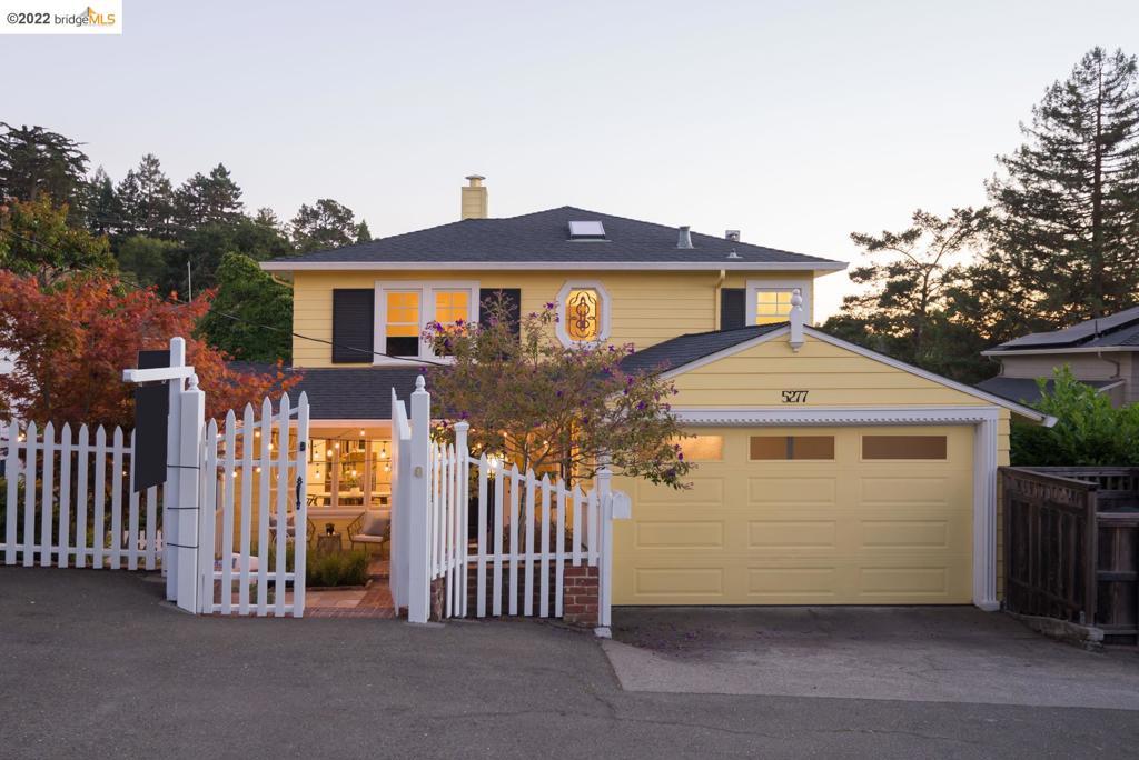 Property Photo: 5277 Harbord Dr CA 94618