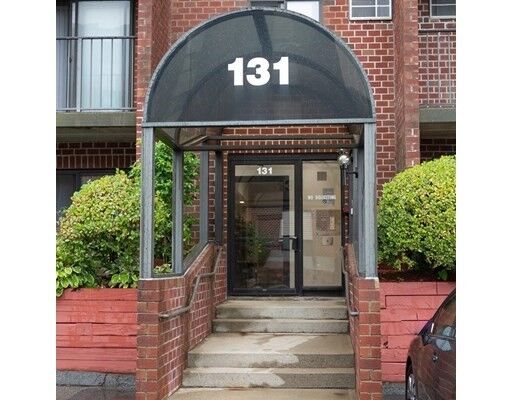 Property Photo:  131 Franklin St 205  MA 02180 