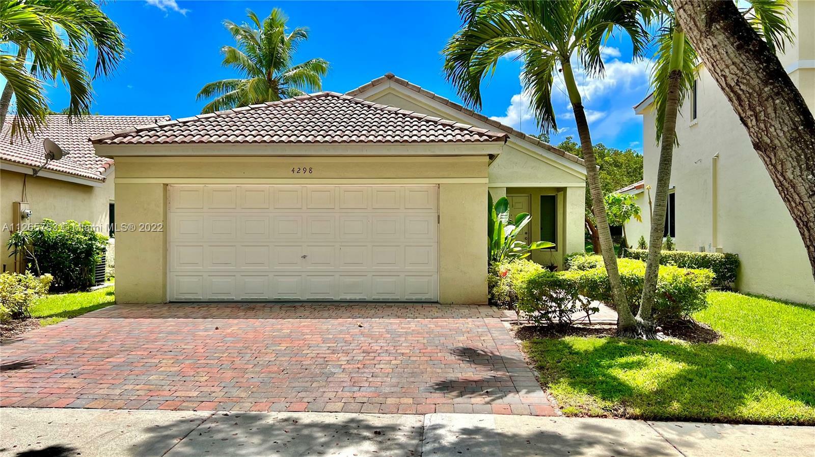 Property Photo:  4298 Mahogany Ridge Dr  FL 33331 