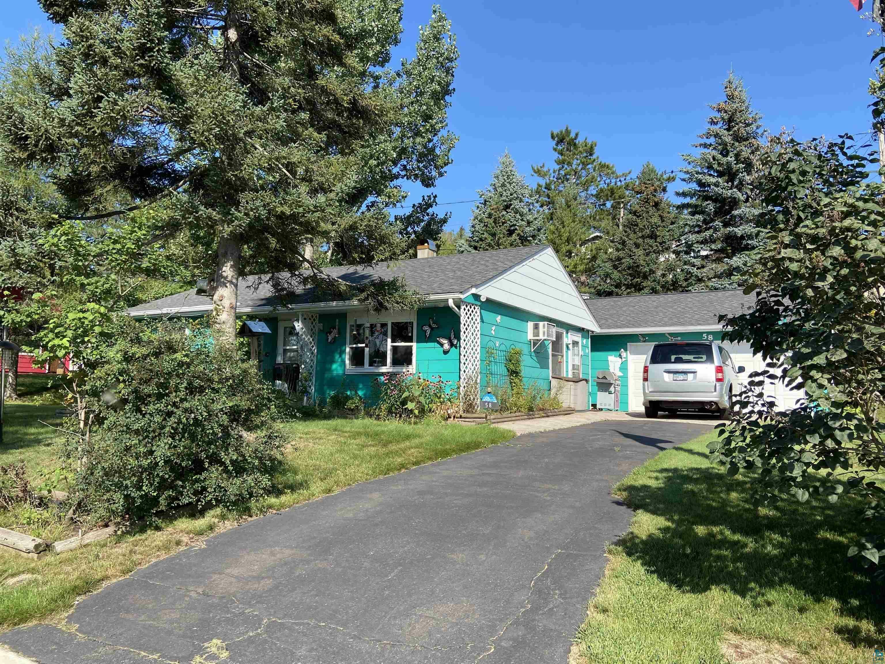 Property Photo:  58 Banks Blvd  MN 55614 