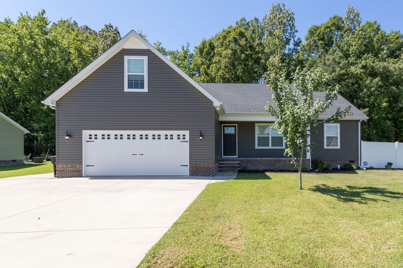 Property Photo:  272 Williamsburg Cir  TN 37388 
