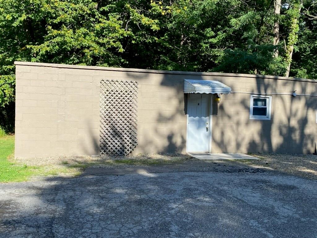 Property Photo: 5940 E Lake Road 4 PA 16511