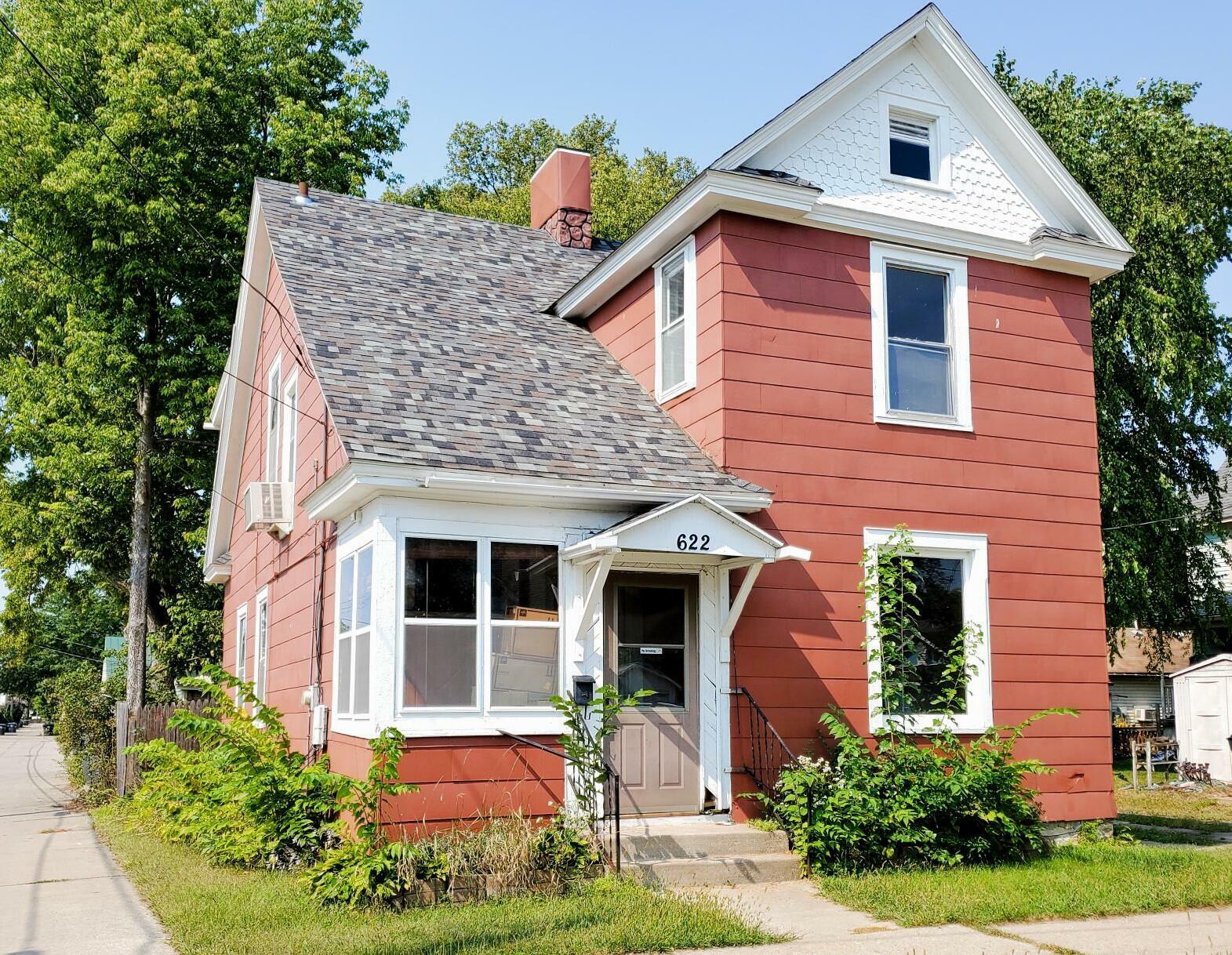 Property Photo:  622 15th St S  WI 54601 