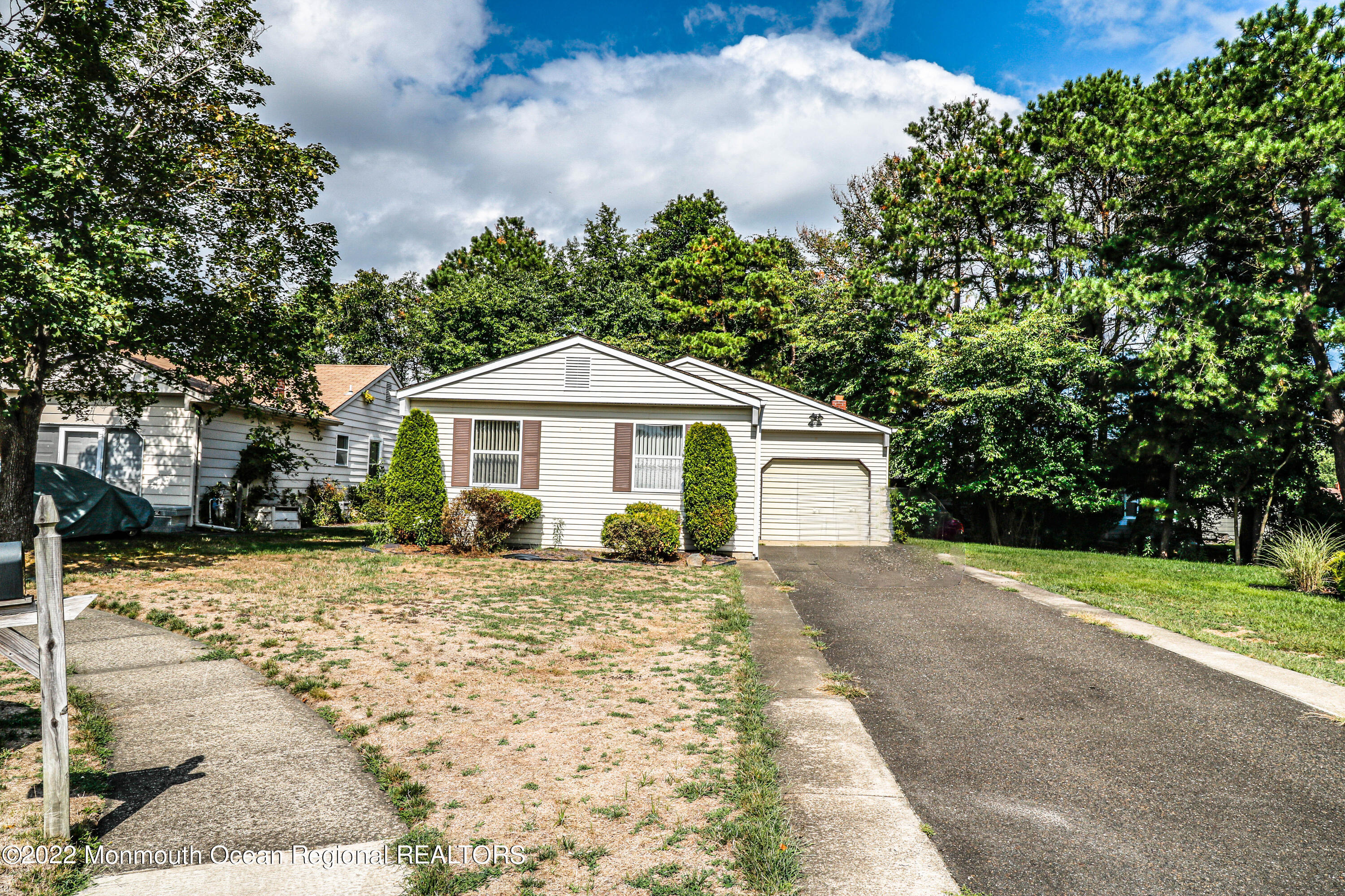 Property Photo: 18 Maison Way NJ 08757