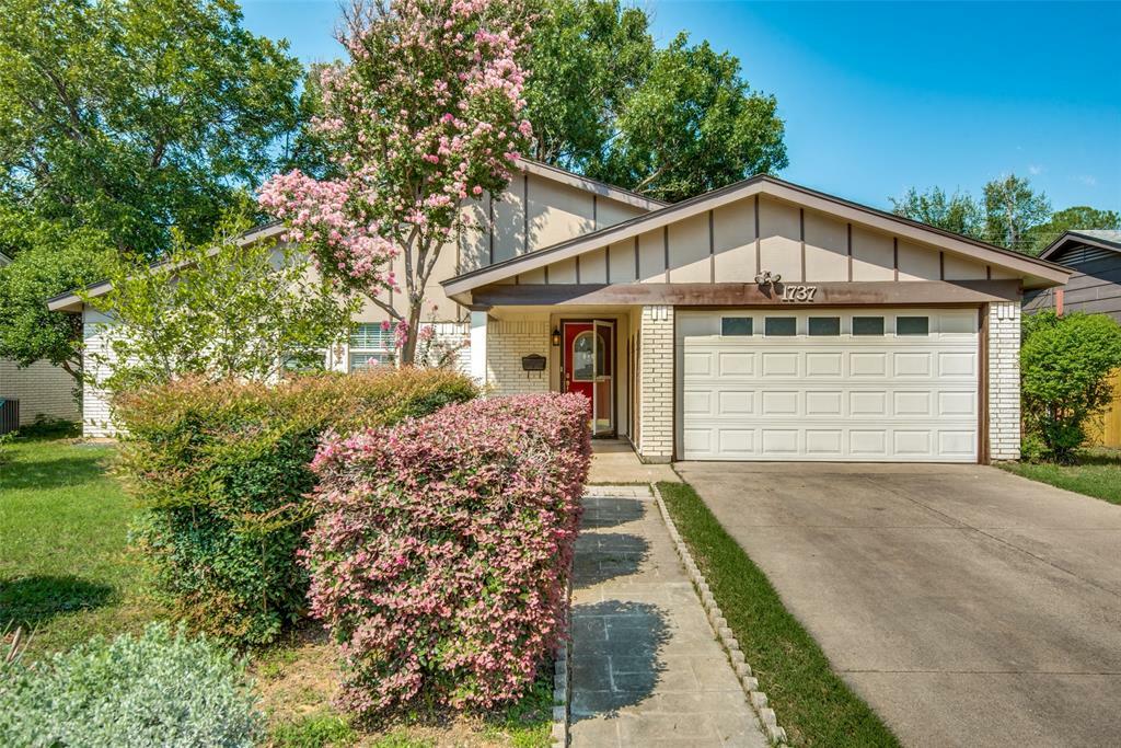 Property Photo: 1737 Meadow Valley TX 75060