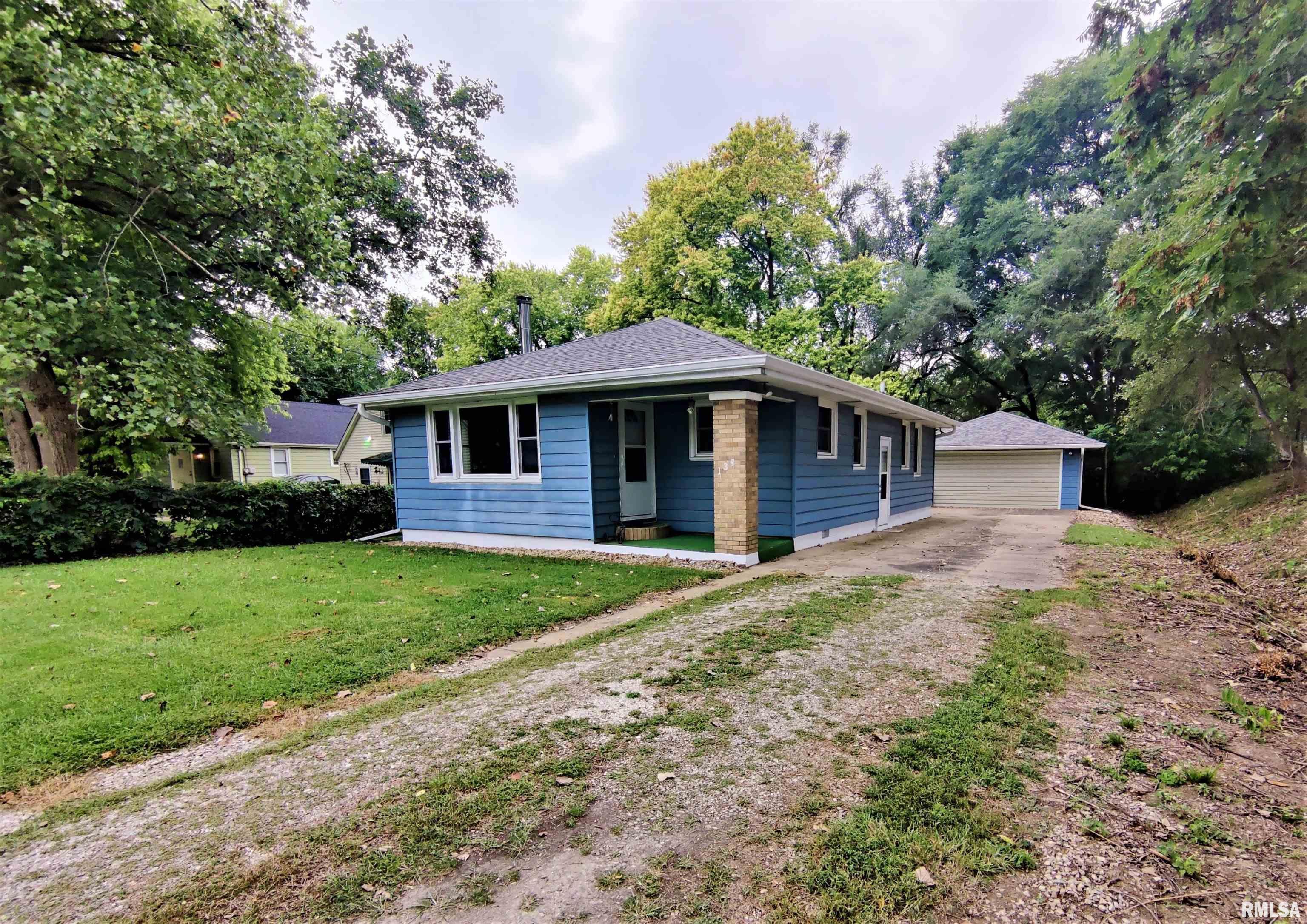 Property Photo: 139 Kenwood IL 61611