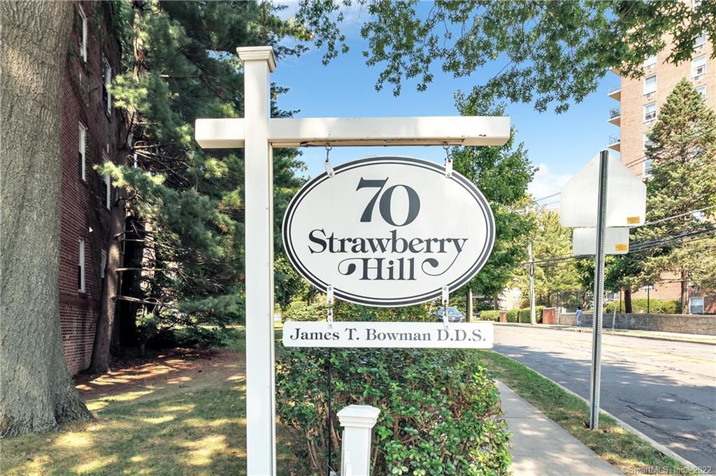 Property Photo: 70 Strawberry Hill Avenue 1-3B CT 06902