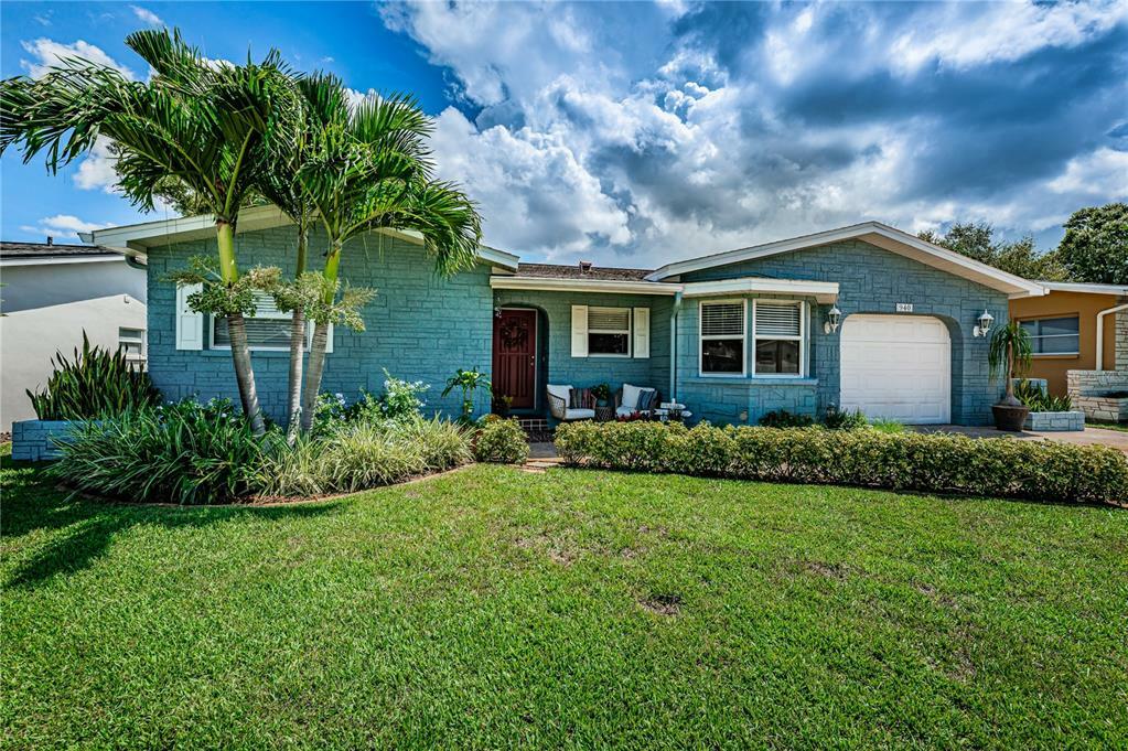 Property Photo:  940 Wicks Drive  FL 34684 