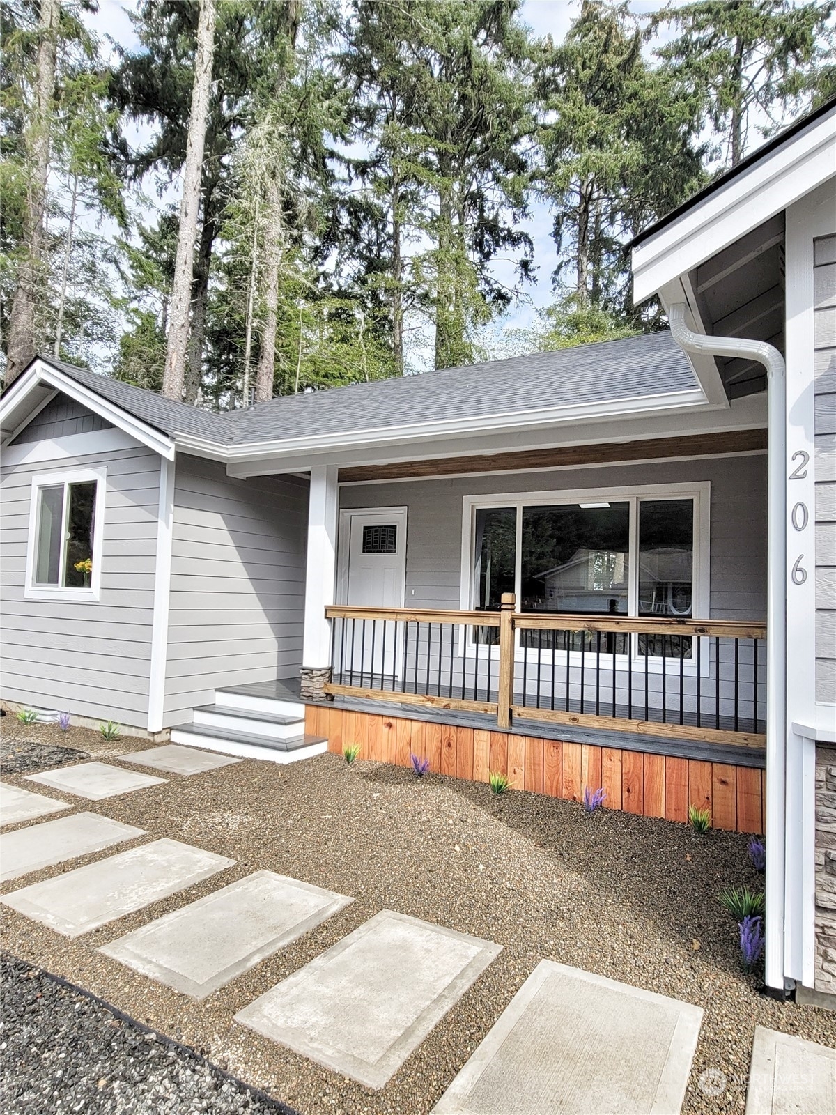 Property Photo:  206 Duck Lake Drive SE  WA 98569 