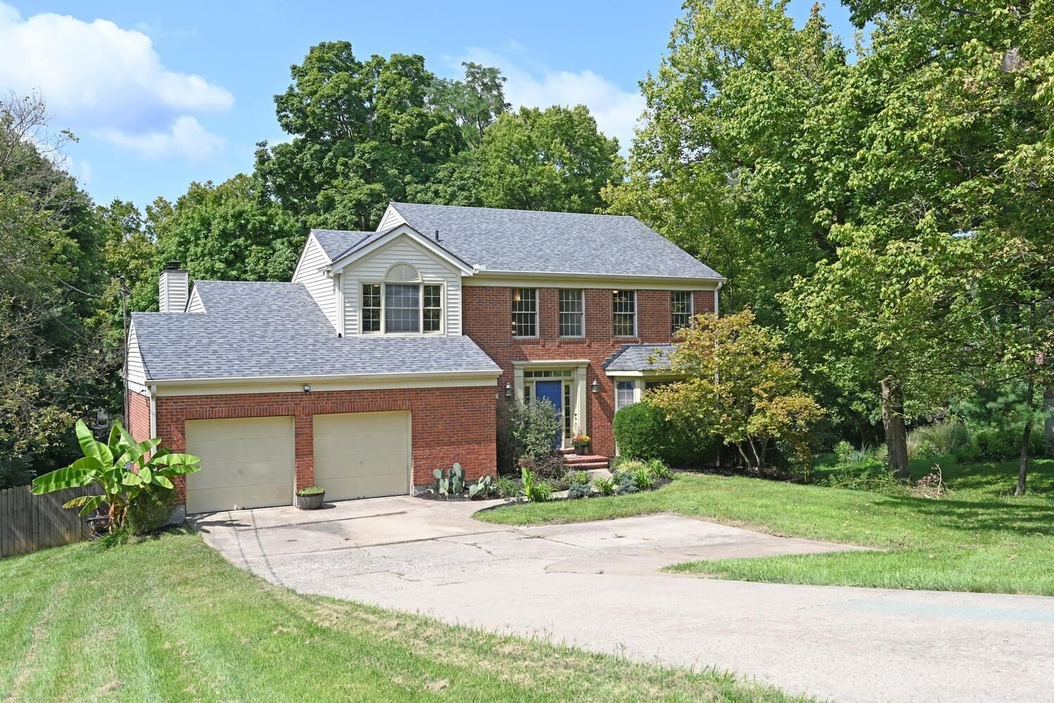 Property Photo:  1021 Birney Ln  OH 45230 