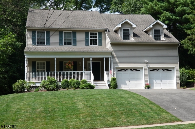 Property Photo:  142 Rosedale Ave  NJ 07940 