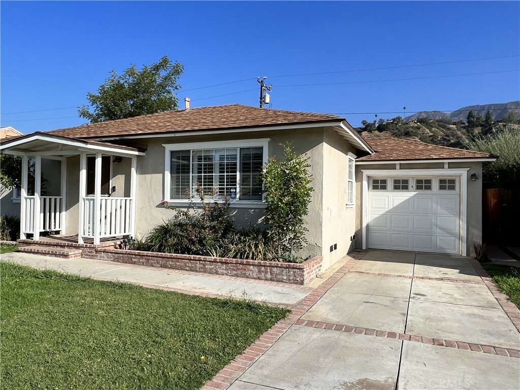 Property Photo: 2045 Baylor Street CA 91010