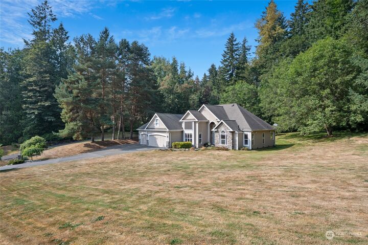 Property Photo:  22411  123rd Place SE  WA 98272 