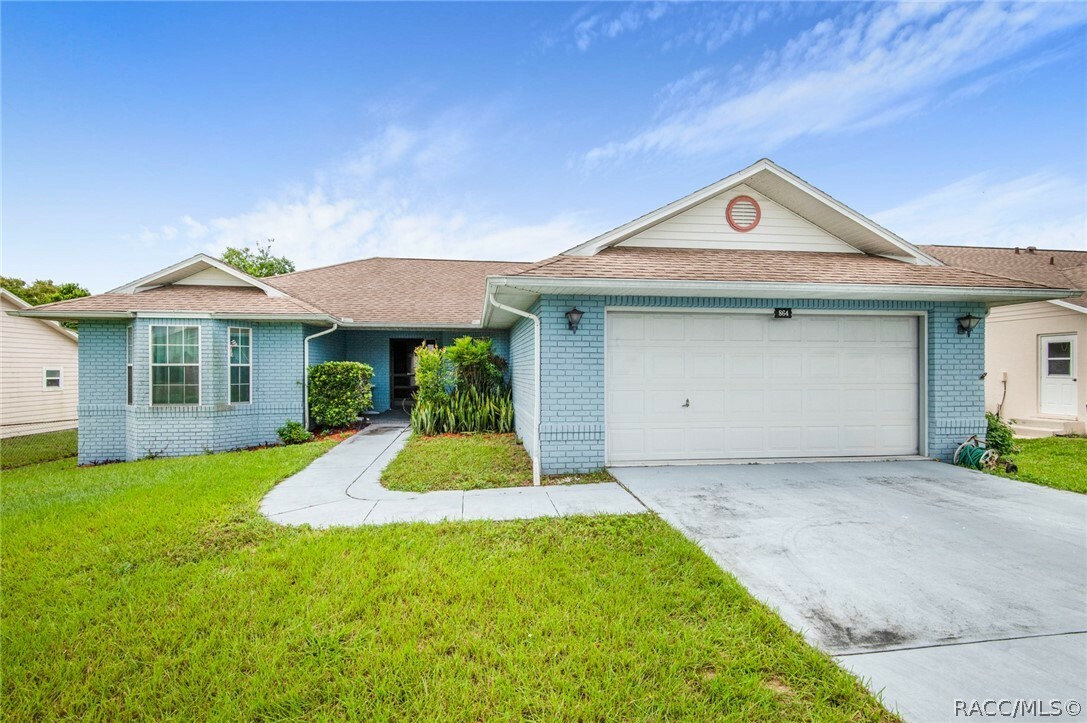 Property Photo:  864 W Gleason Place  FL 34465 