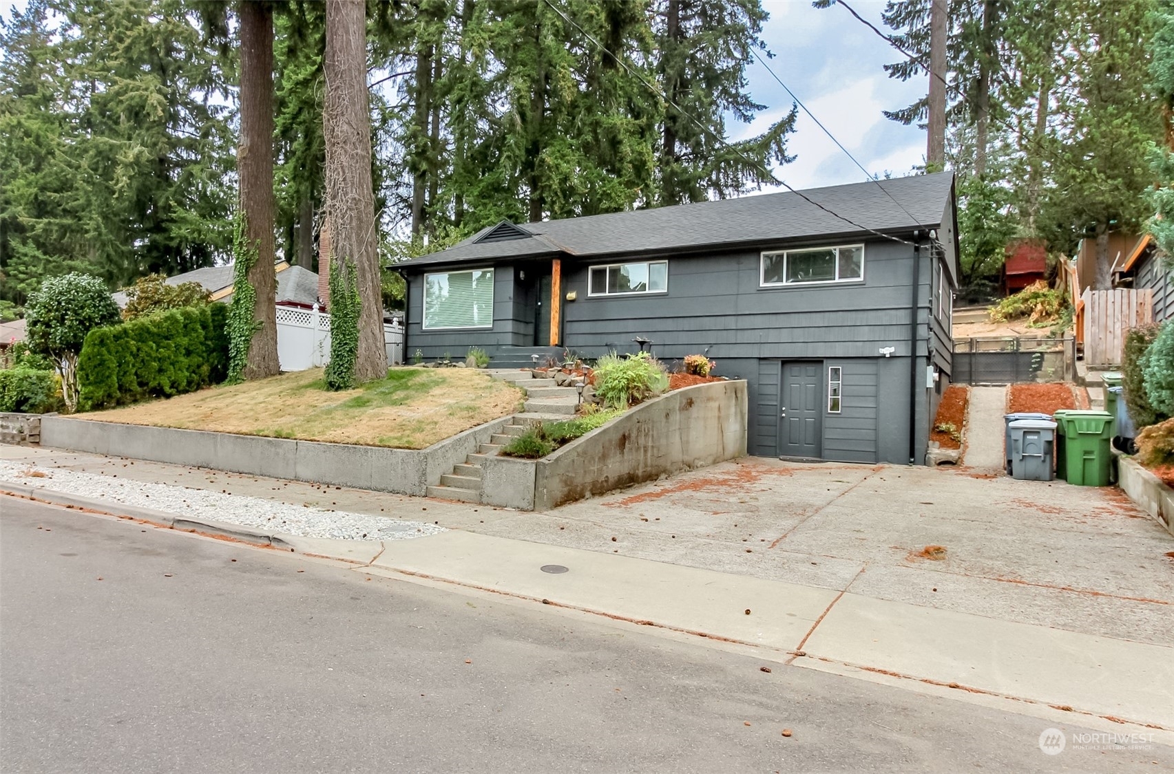 Property Photo:  125 Del Monte Avenue  WA 98466 