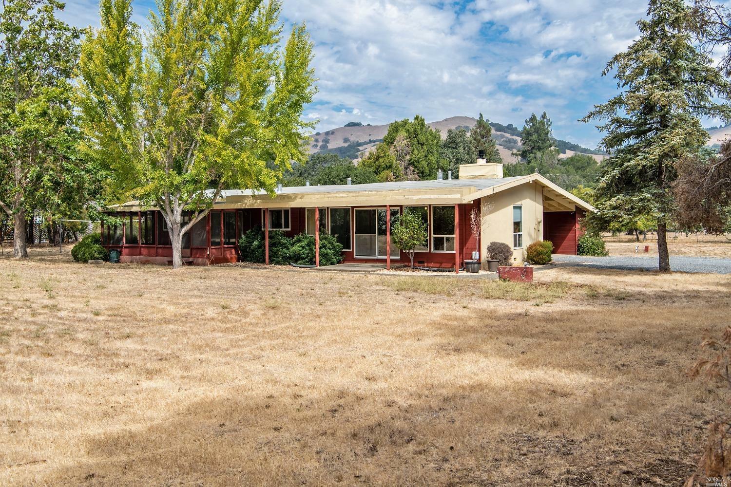 Property Photo:  45 Mendocino Lane  CA 94947 