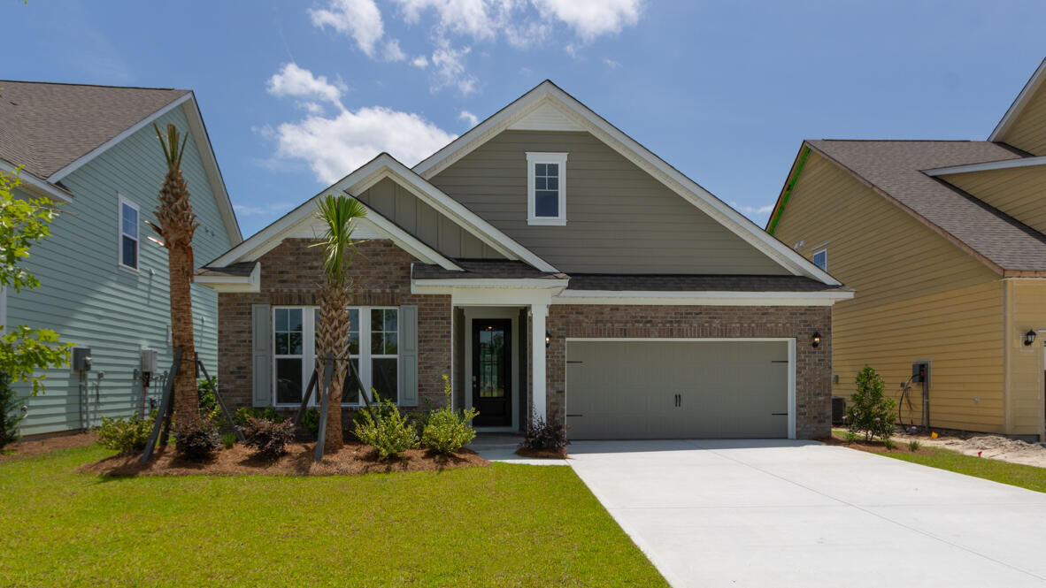 Property Photo: 429 Canal Crossing Way SC 29450