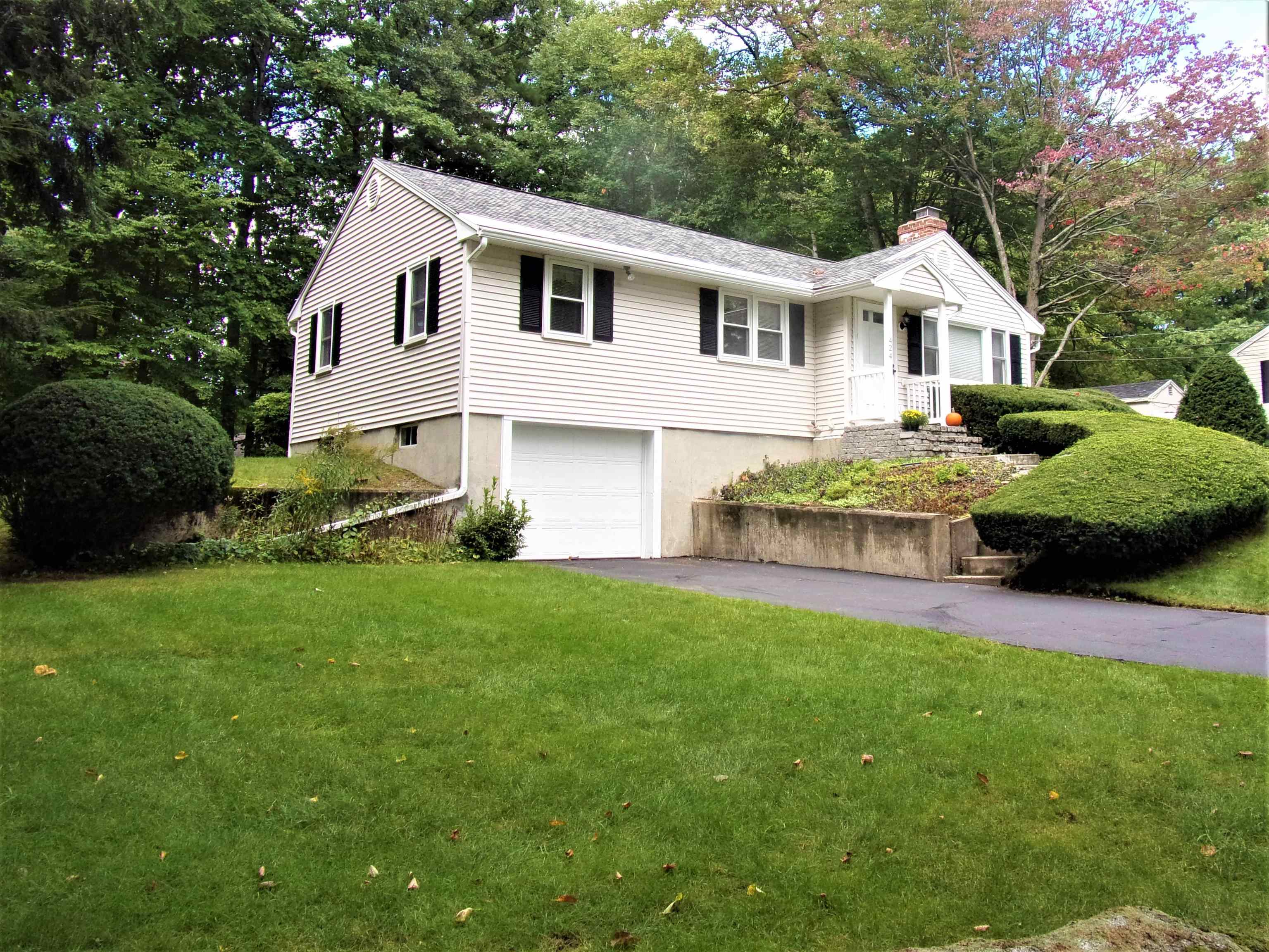 Property Photo: 424 Pleasant Street NH 03246