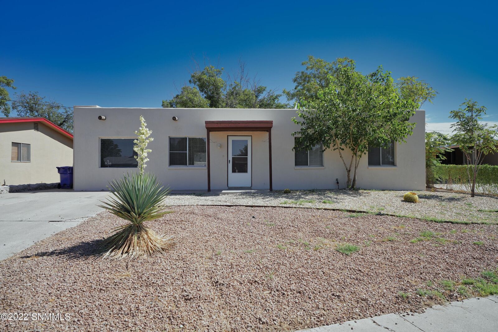 Property Photo:  1640 Dogwood Street  NM 88001 