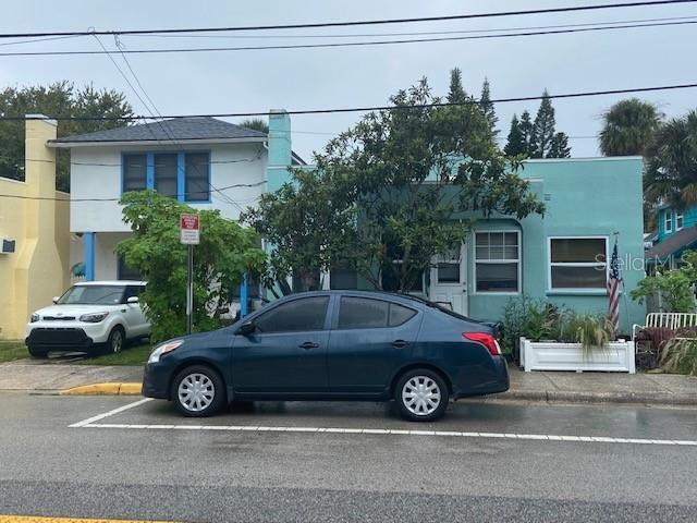 Property Photo:  313 N Oleander Avenue  FL 32118 