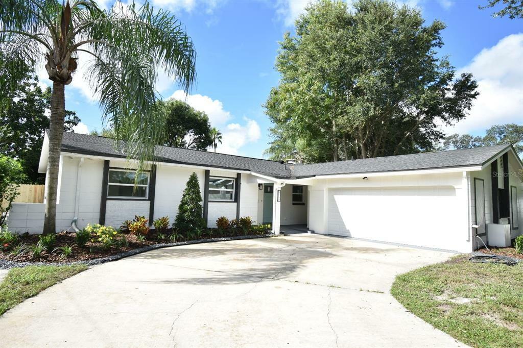 Property Photo: 4742 Fontana Street FL 32807