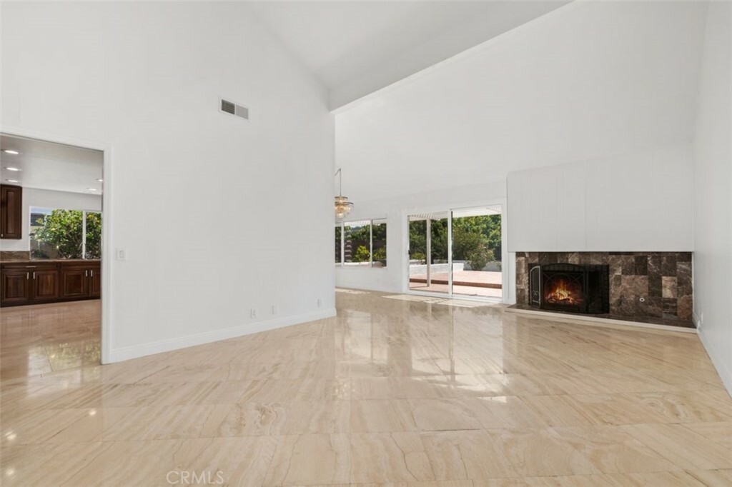 Property Photo:  25152 Mawson Drive  CA 92653 