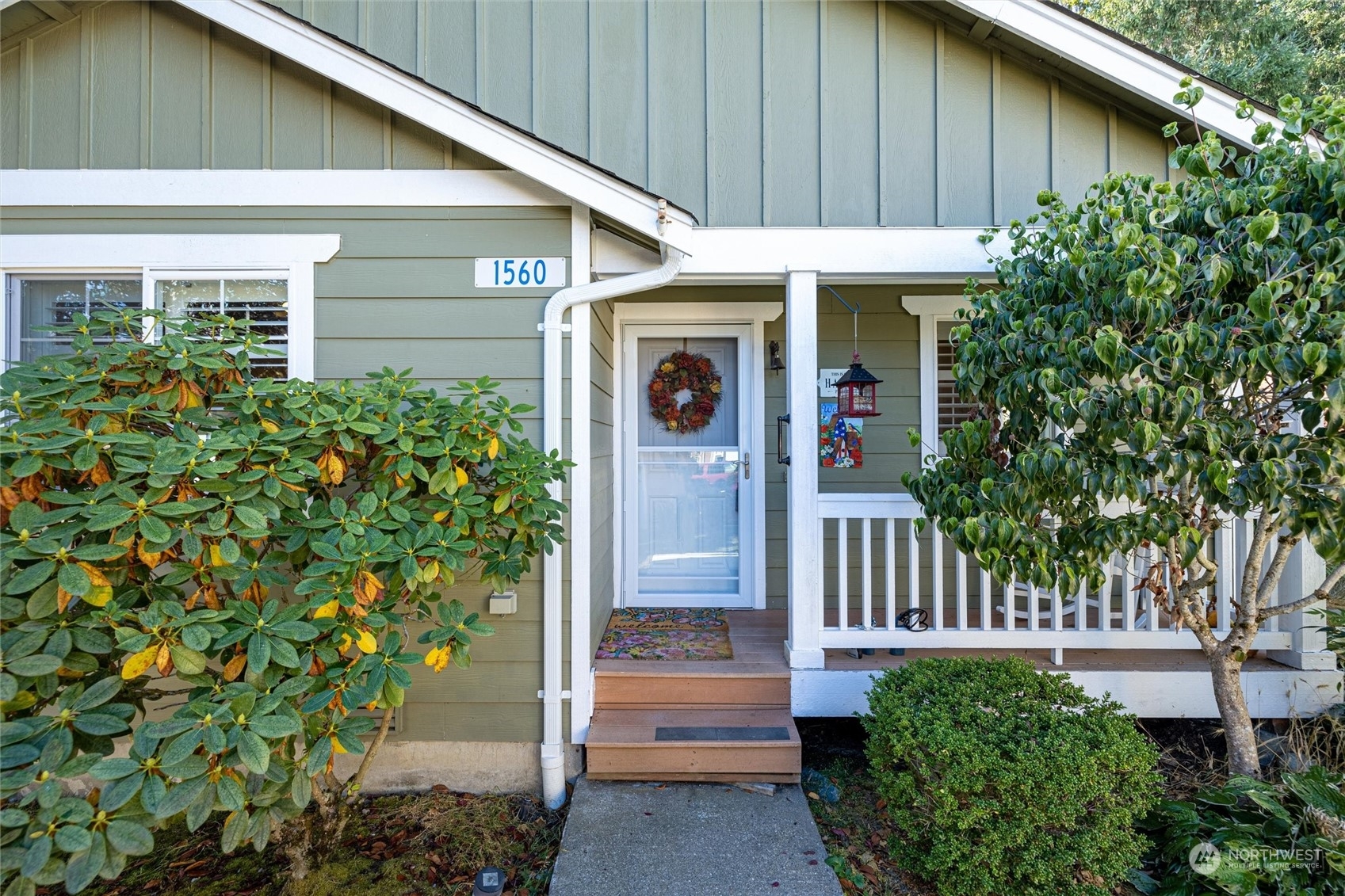Property Photo: 1560 Wildflower Way WA 98284