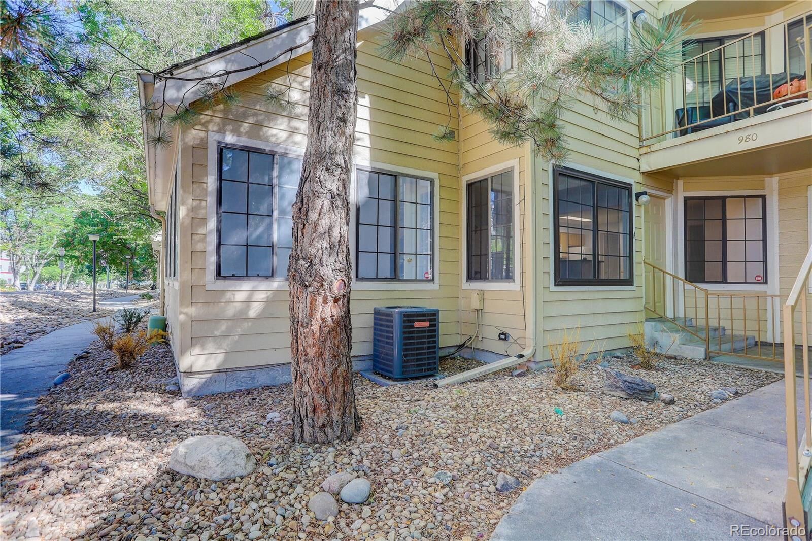Property Photo:  980 S Dahlia Street A  CO 80246 