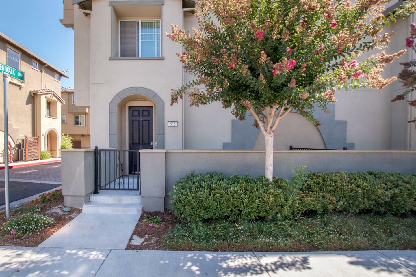 Property Photo:  532 Almaden Walk Loop  CA 95125 