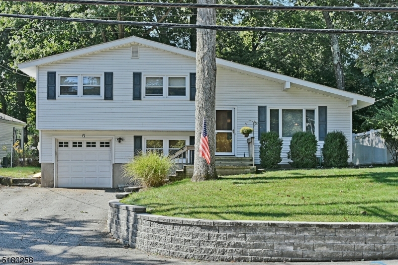 Property Photo:  6 Seneca Ave  NJ 07866 